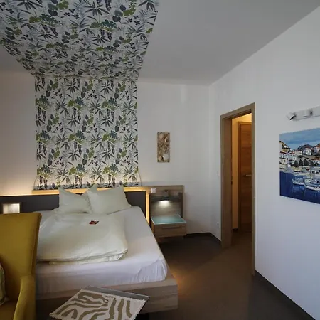 Atrium Garni Hotel
