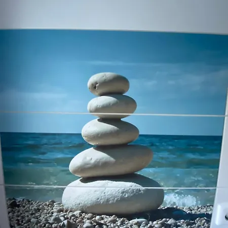 Отель Atrium Garni 3*