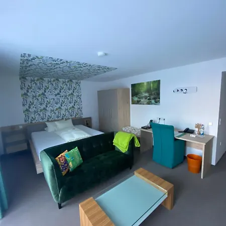 Отель Atrium Garni 3*