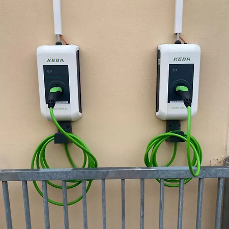 Atrium Garni Отель