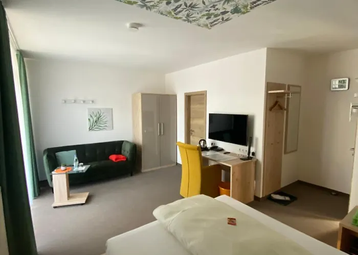 Atrium Garni Hotel 3*