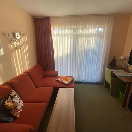 Atrium Garni Hotel 3*